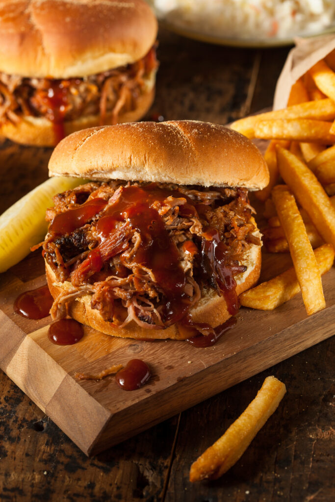 How Many People Will 15 Pounds Of Pulled Pork Serve?