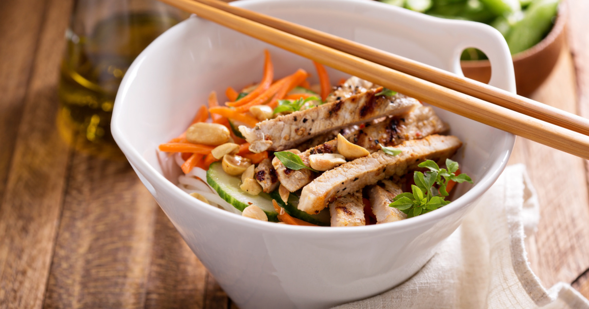 A Complete Thai Chicken Salad Recipe Guide